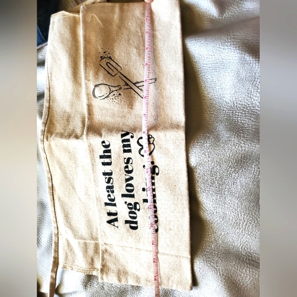 RARE "Atleast the dog loves my cooking" BEAND NEW APRON - Picture 3 of 5